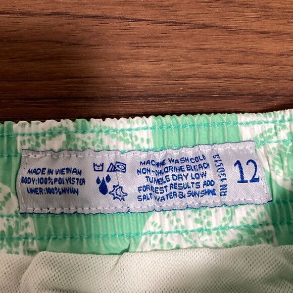 Strong Boat Classic Boys Swim Trunks in White/Green Sand Dollar Print. Size 12. - Picture 9 of 10